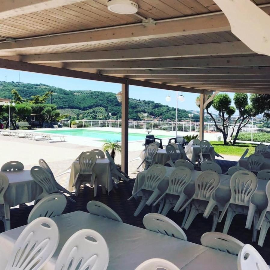 Hotel Ristorante Paradiso Albanella المظهر الخارجي الصورة